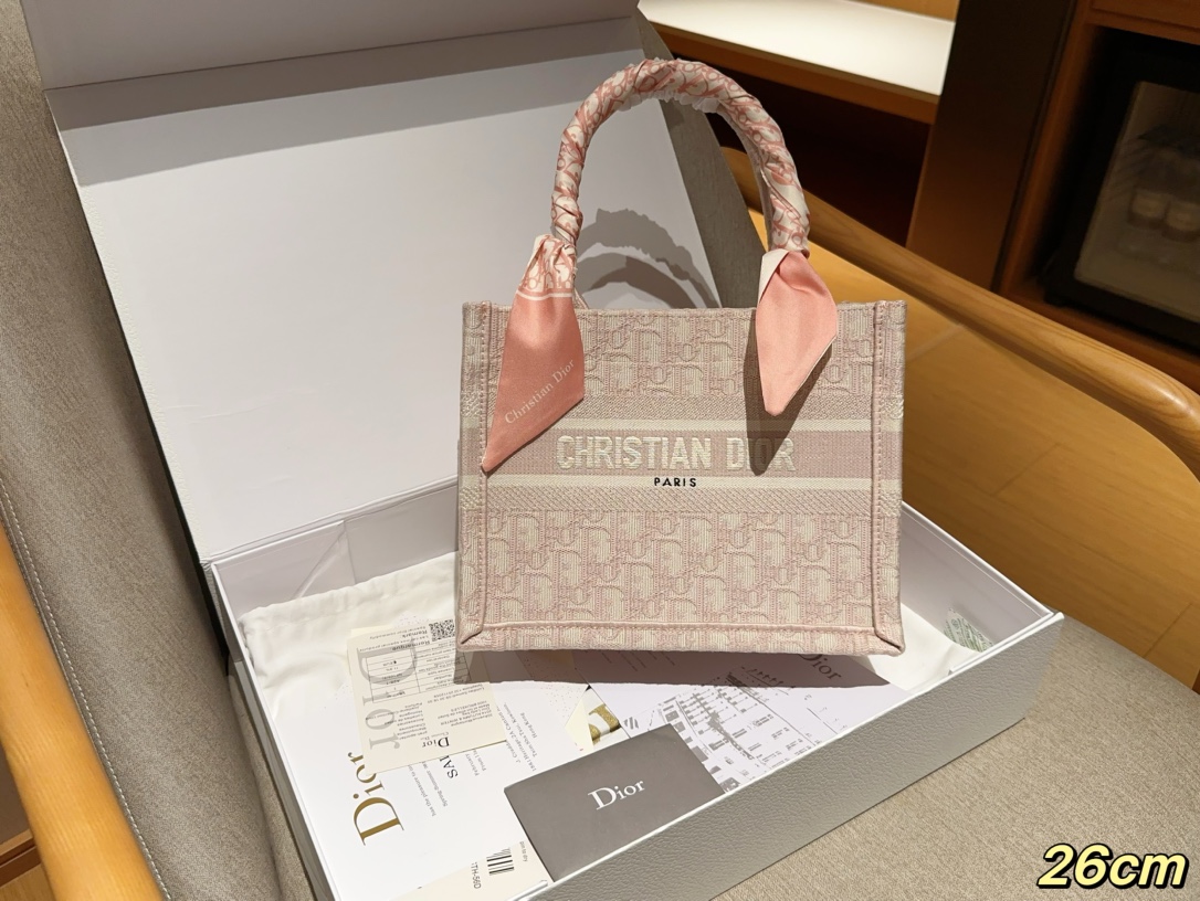 Dior包1